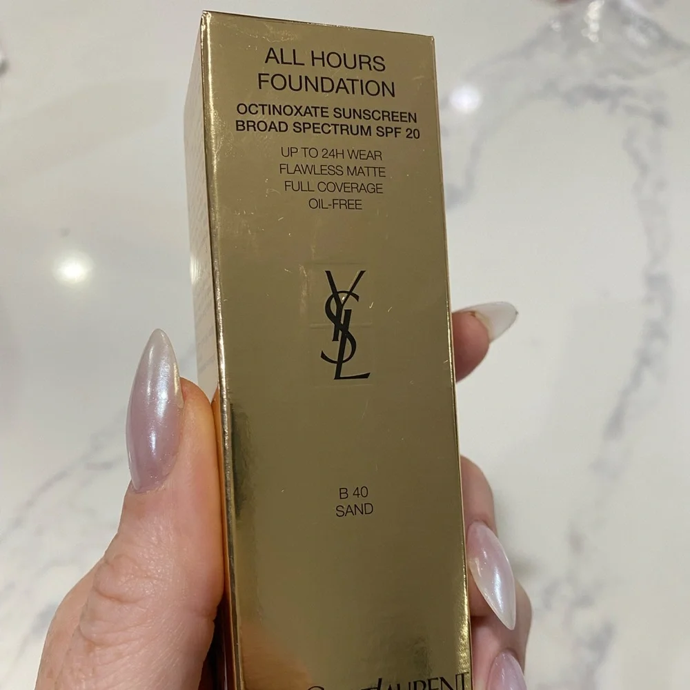 Sand B 40 YSL All Hours Foundation clearance sale - Picture 1 of 4